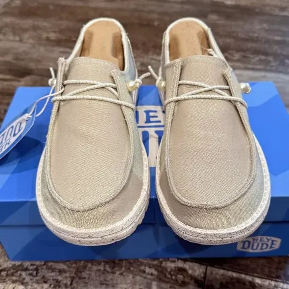 Hey Dude Loafers Shoes Womens Size 6 Ivory Wendy Celestial Shine Beach Comfy NEW - Picture 2 of 11